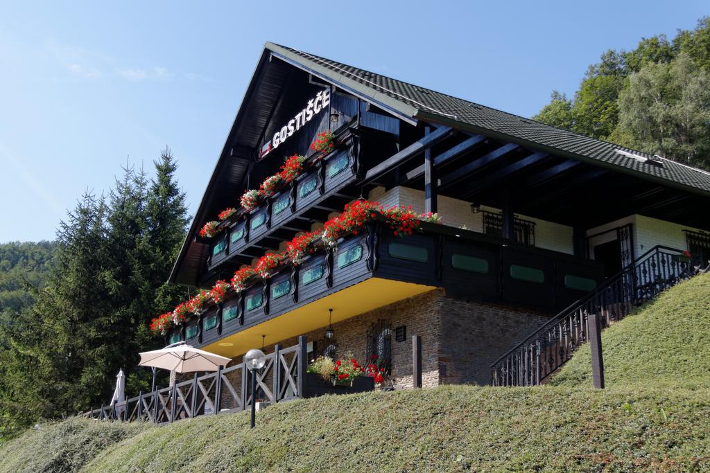 Pod Orehi Guest House Loče pri Poljčanah Exteriér fotografie