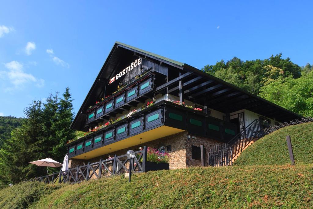 Pod Orehi Guest House Loče pri Poljčanah Exteriér fotografie