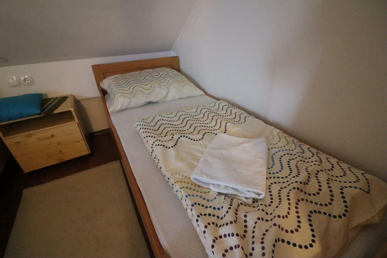 Pod Orehi Guest House Loče pri Poljčanah Exteriér fotografie